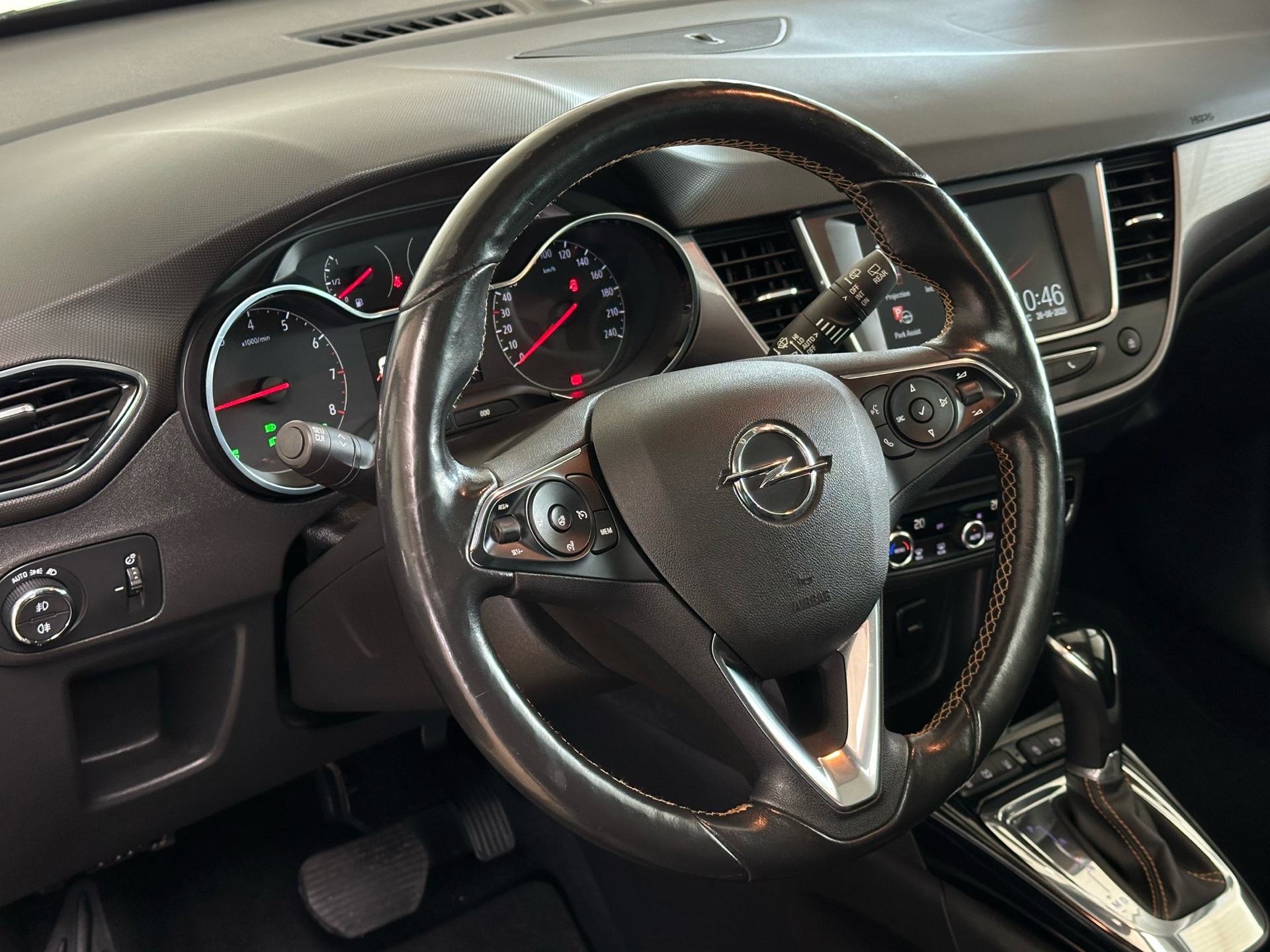 Billede af Opel Crossland X 1,2 T Exclusive Start/Stop 110HK 5d 6g Aut.