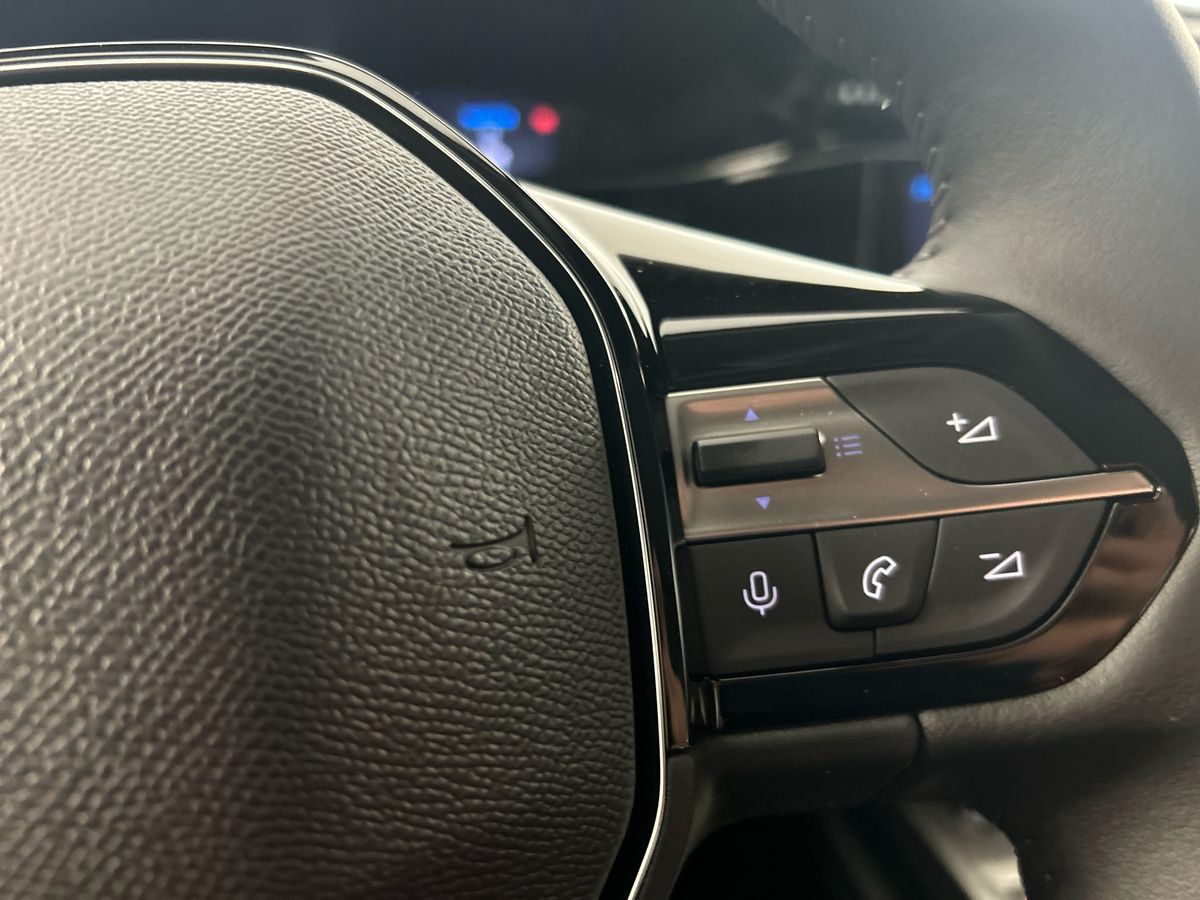 Billede af Peugeot e-308 EL Style 156HK Stc Aut.