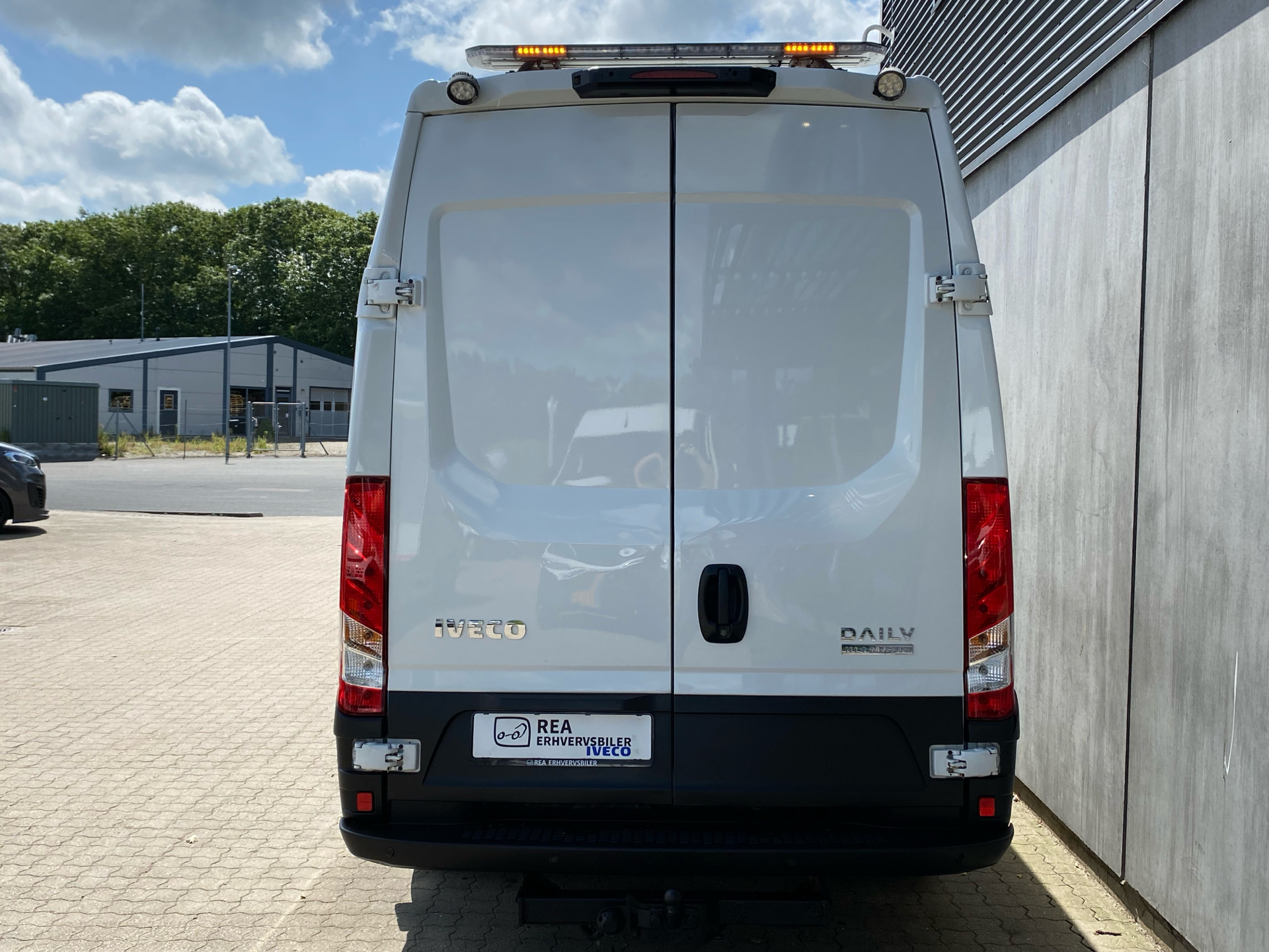Billede af Iveco Daily 35C18 12m3 3,0 D 180HK Van 8g Aut.