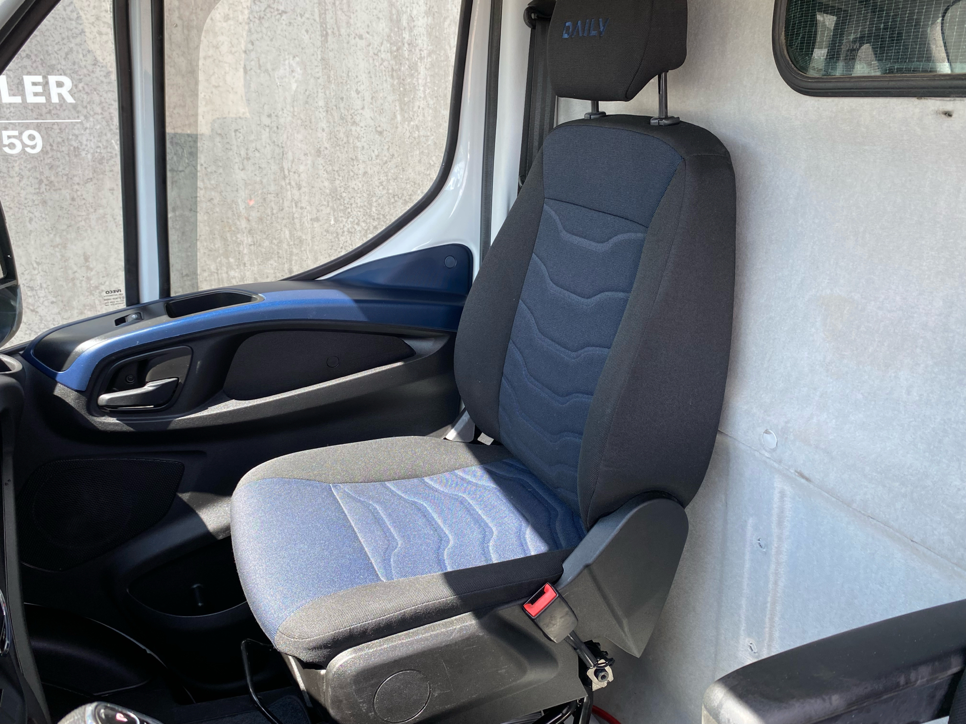 Billede af Iveco Daily 35C18 12m3 3,0 D 180HK Van 8g Aut.