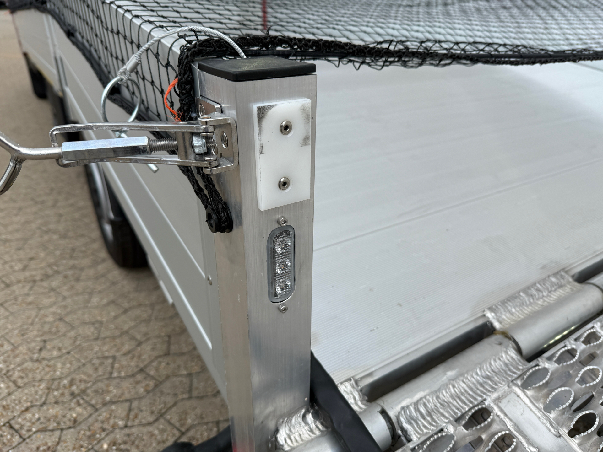Billede af Iveco Daily 35S18 4100mm 3,0 D 180HK Ladv./Chas. 8g Aut.