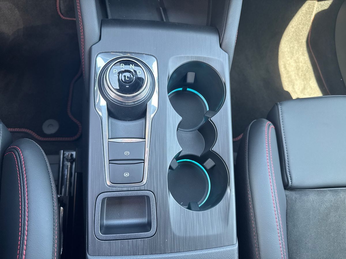 Billede af Ford Kuga 2,5 Plugin-hybrid ST-Line X CVT 243HK 5d Aut.