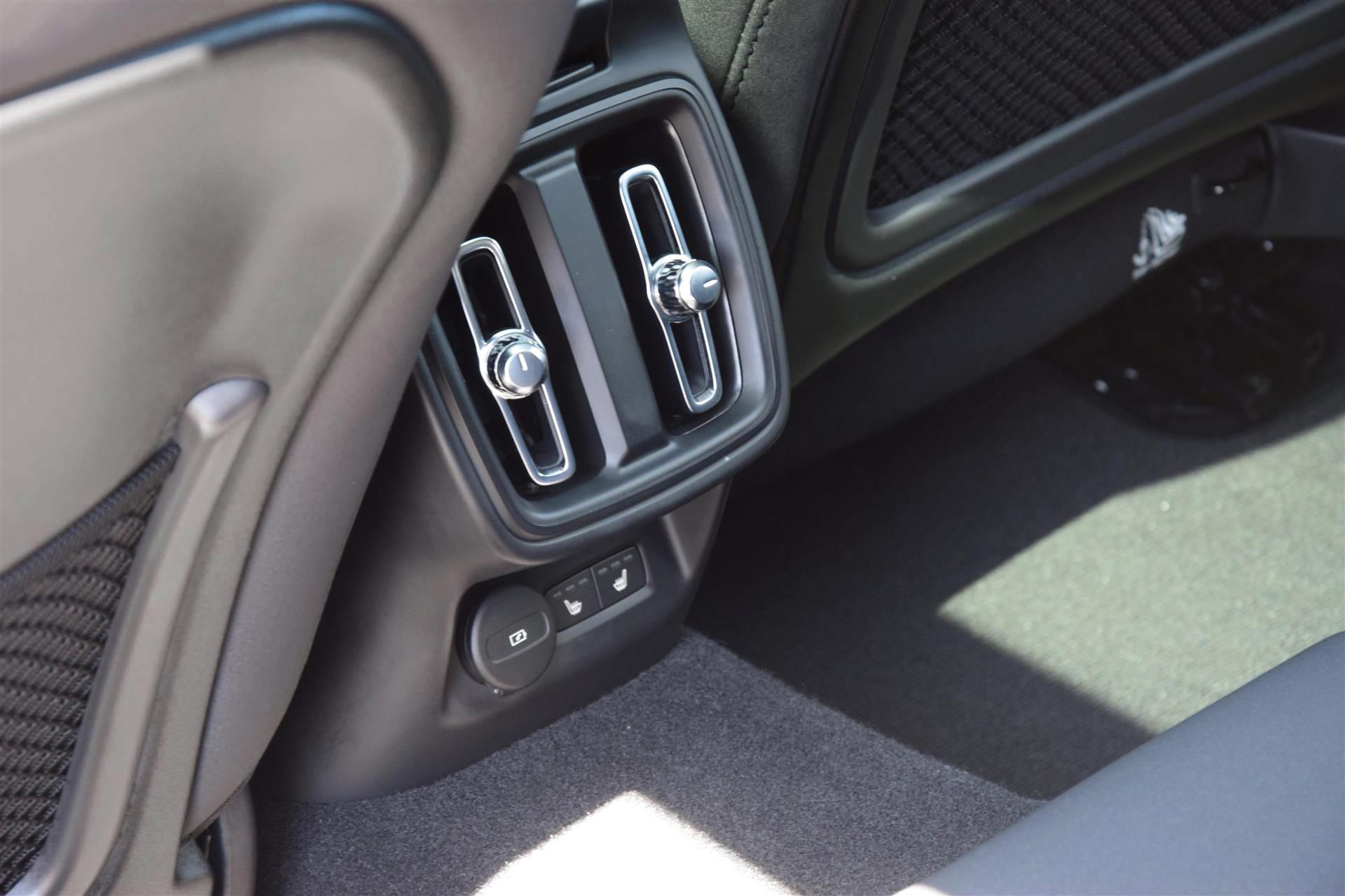Billede af Polestar 2 EL Long range Single motor 231HK 5d Aut.