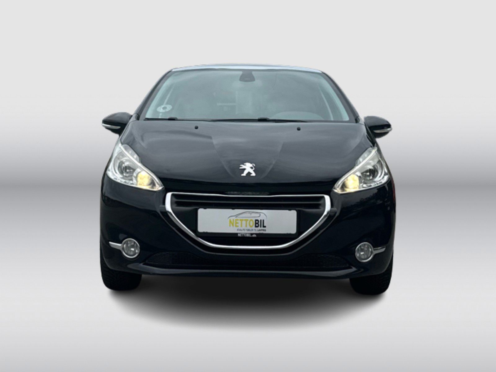 Billede af Peugeot 208 1,2 VTi Allure Sky 82HK 5d