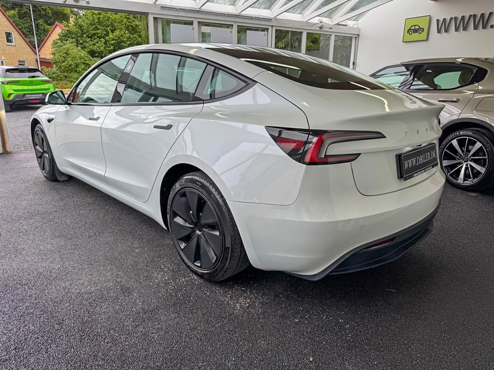 Billede af Tesla Model 3 EL Standard Range 283HK Aut.
