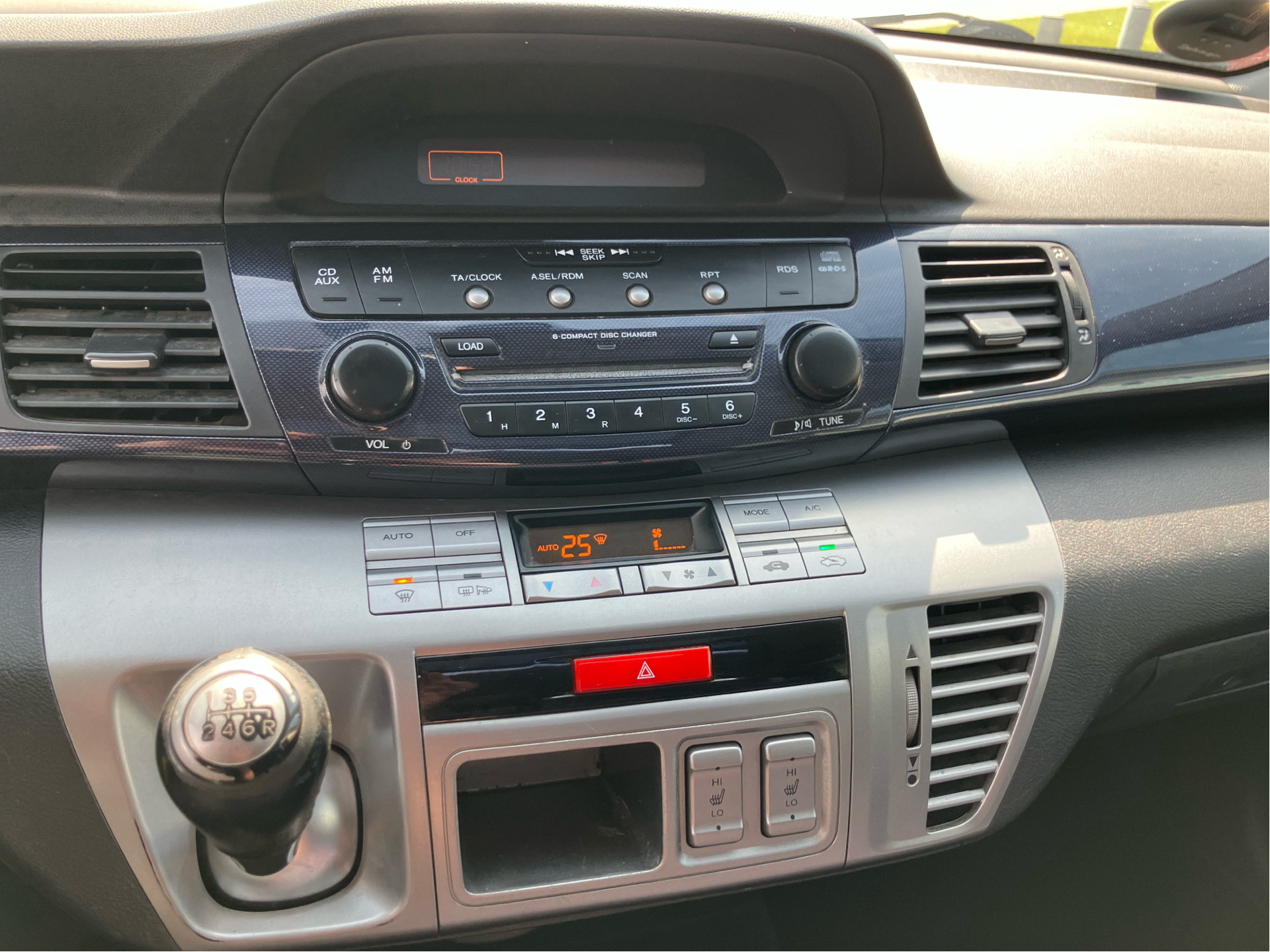 Billede af Honda FR-V 1,8 Executive 140HK 6g