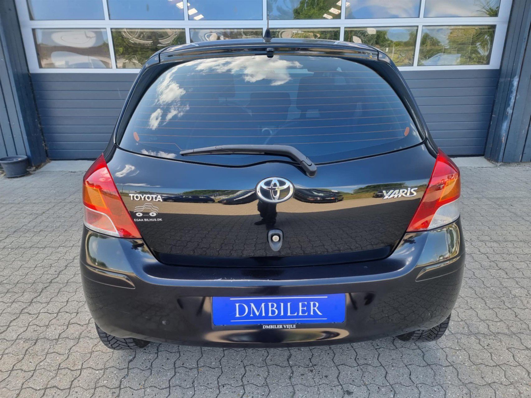 Billede af Toyota Yaris 1,0 VVT-I Linea Terra 69HK 5d