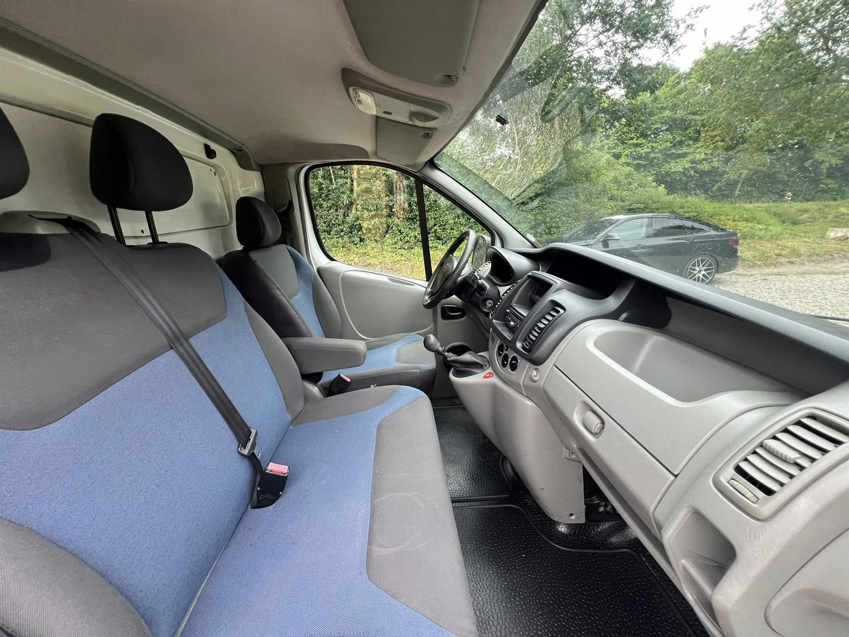 Billede af Renault Trafic T29 L2H1 2,0 DCI 115HK Van 6g