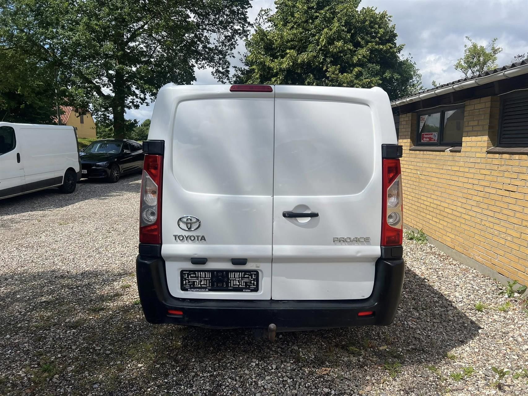 Billede af Toyota Proace L2H1 2,0 D T1 Splitbagdør 128HK Van 6g