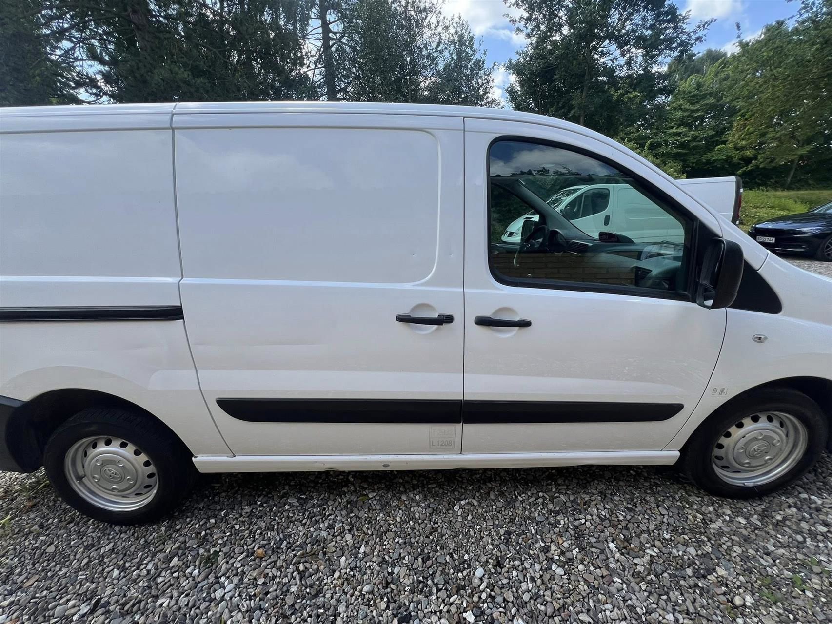Billede af Toyota Proace L2H1 2,0 D T1 Splitbagdør 128HK Van 6g