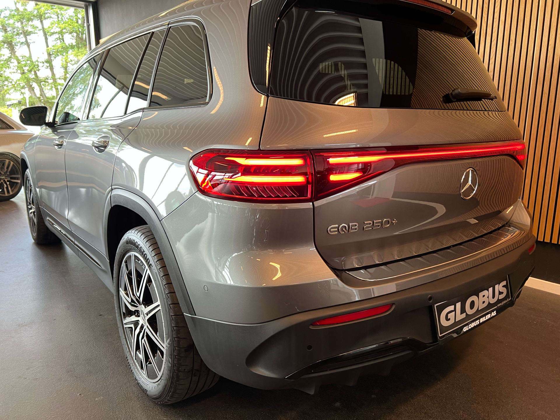 Billede af Mercedes-Benz EQB 250+ EL AMG Premium 190HK 5d Aut.