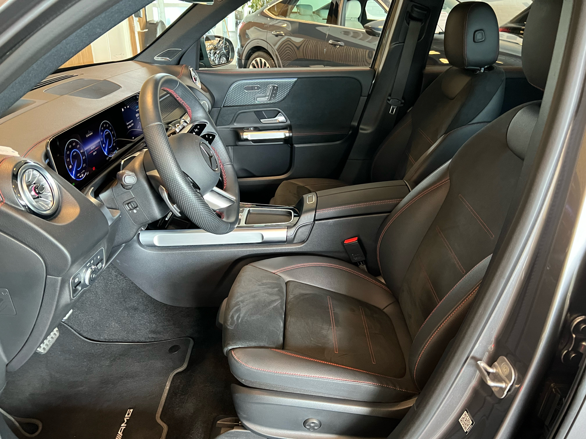 Billede af Mercedes-Benz EQB 250+ EL AMG Premium 190HK 5d Aut.