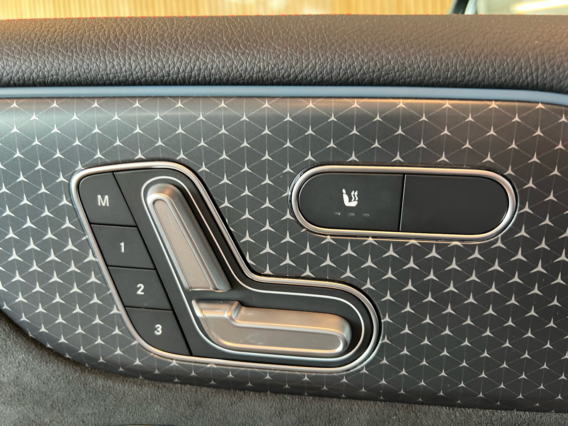 Billede af Mercedes-Benz EQB 250+ EL AMG Premium 190HK 5d Aut.