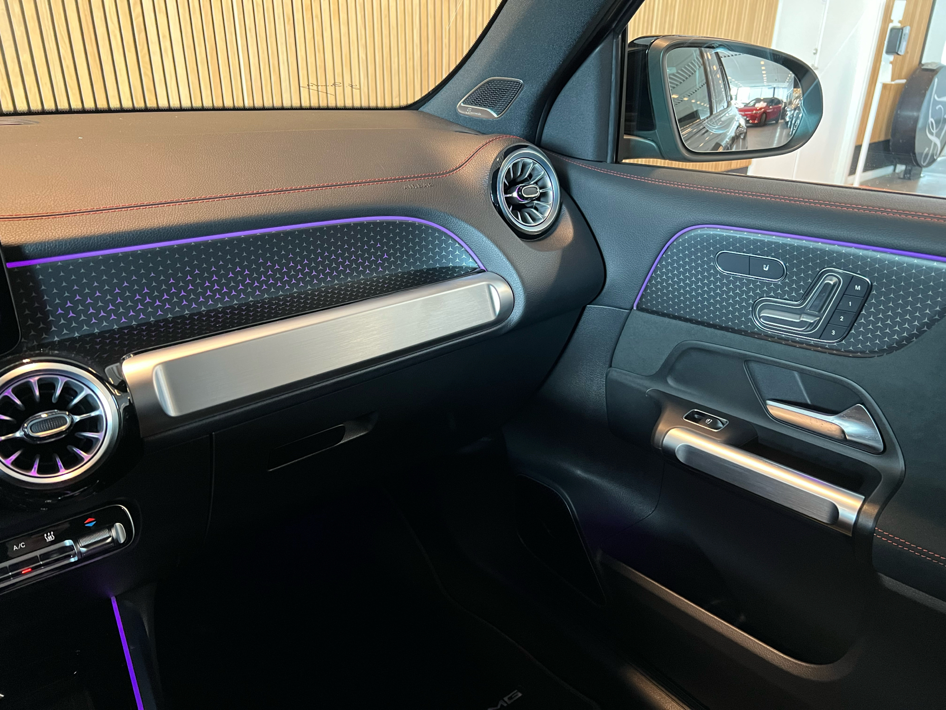 Billede af Mercedes-Benz EQB 250+ EL AMG Premium 190HK 5d Aut.