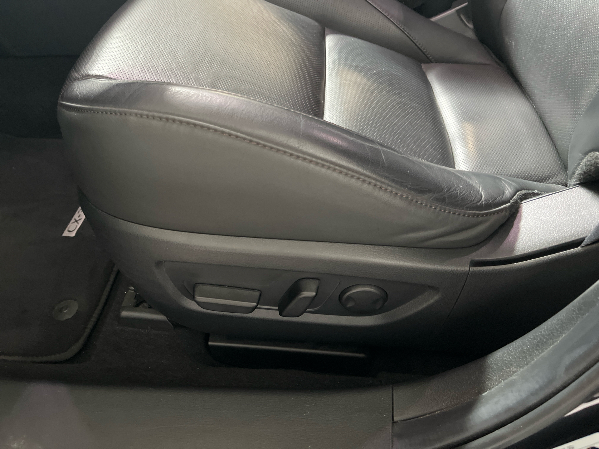 Billede af Mazda CX-30 2,0 Skyactiv-G  Mild hybrid Cosmo m. Technology Pack 150HK 5d 6g Aut.