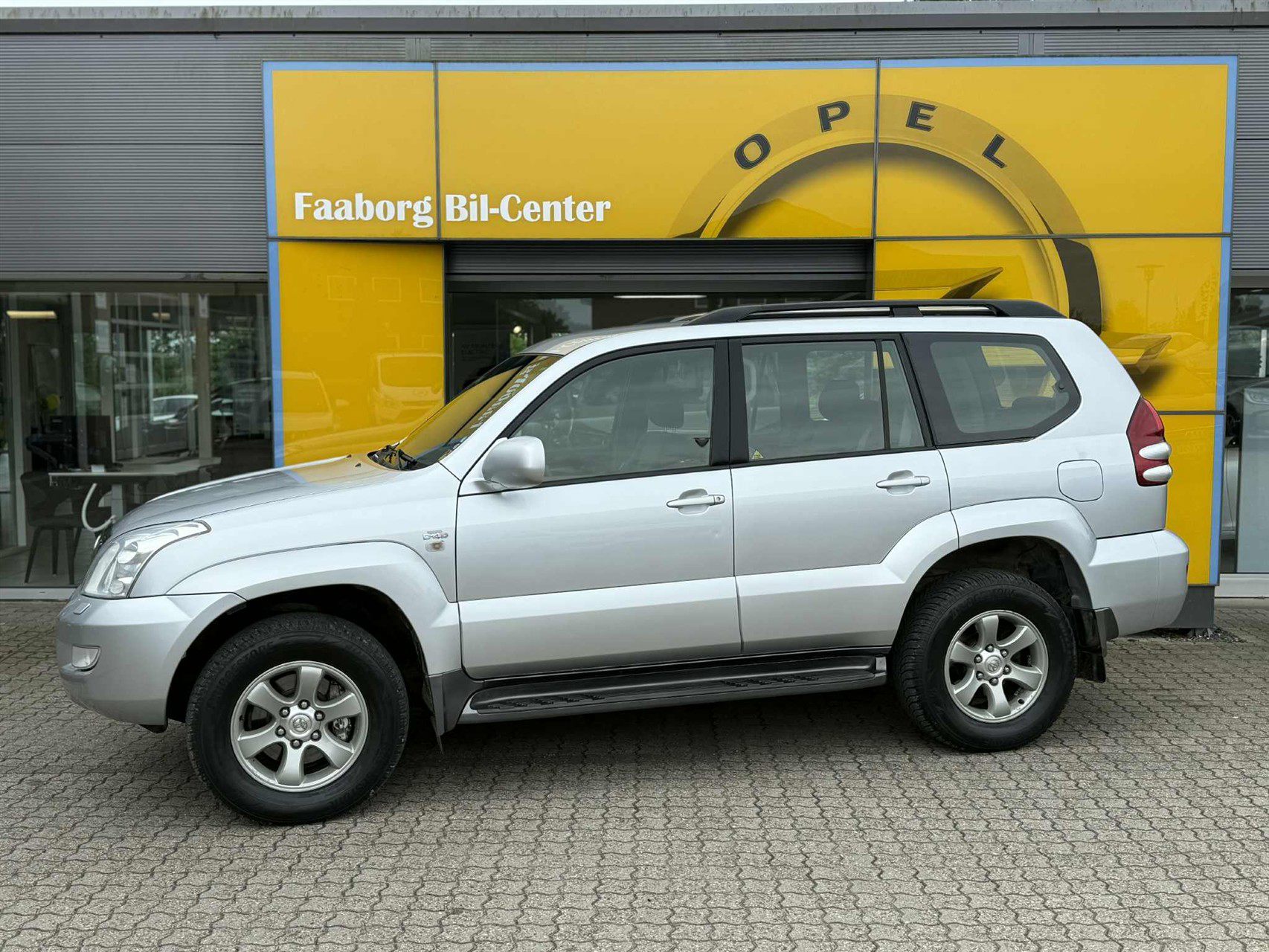 Billede af Toyota Landcruiser 3,0 D-4D MPV Camper 166HK 5d