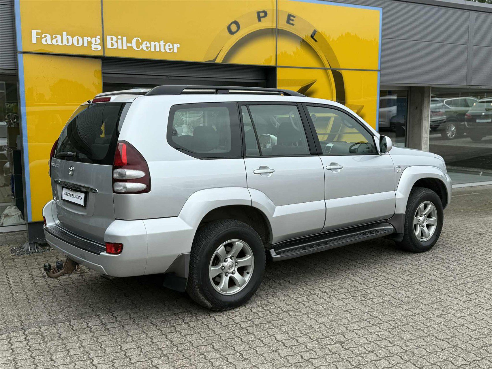 Billede af Toyota Landcruiser 3,0 D-4D MPV Camper 166HK 5d