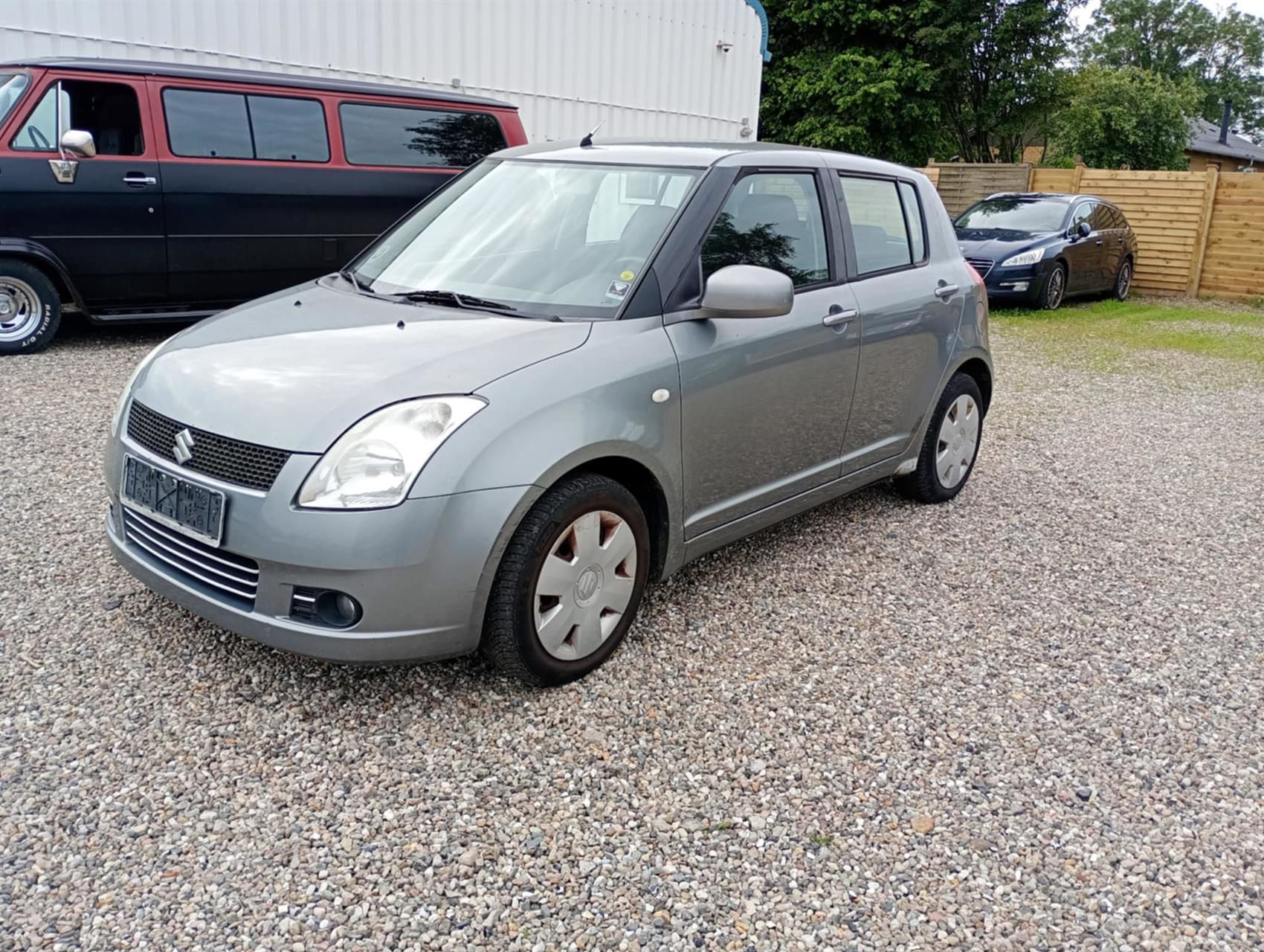 Billede af Suzuki Swift 1,3 GL 92HK 5d