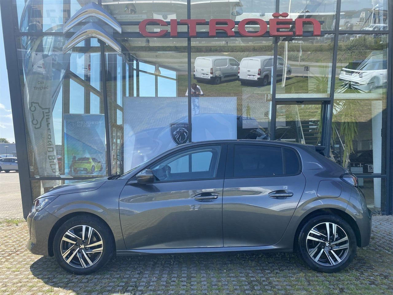 Billede af Peugeot 208 1,2 PureTech Allure Sky 100HK 5d 6g