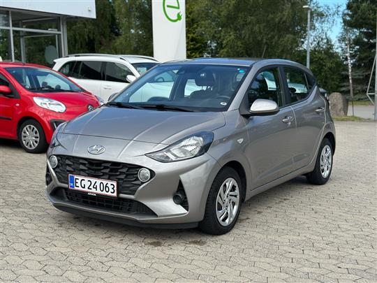 Hyundai i10 1,0 Essential 67HK 5d