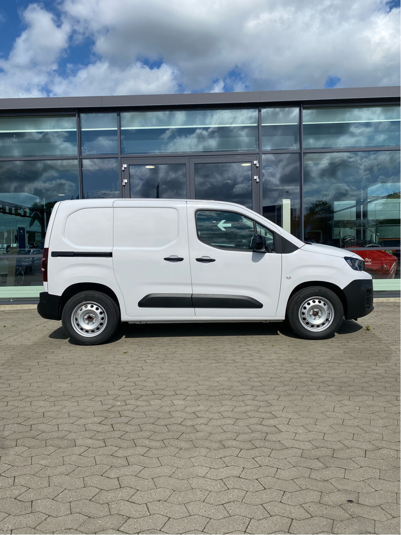 Billede af Peugeot e-Partner L1 V2 EL Plus 136HK Van Aut.