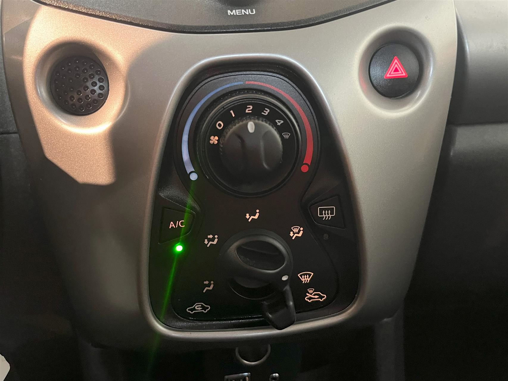 Billede af Peugeot 108 1,0 e-Vti Active 69HK 5d