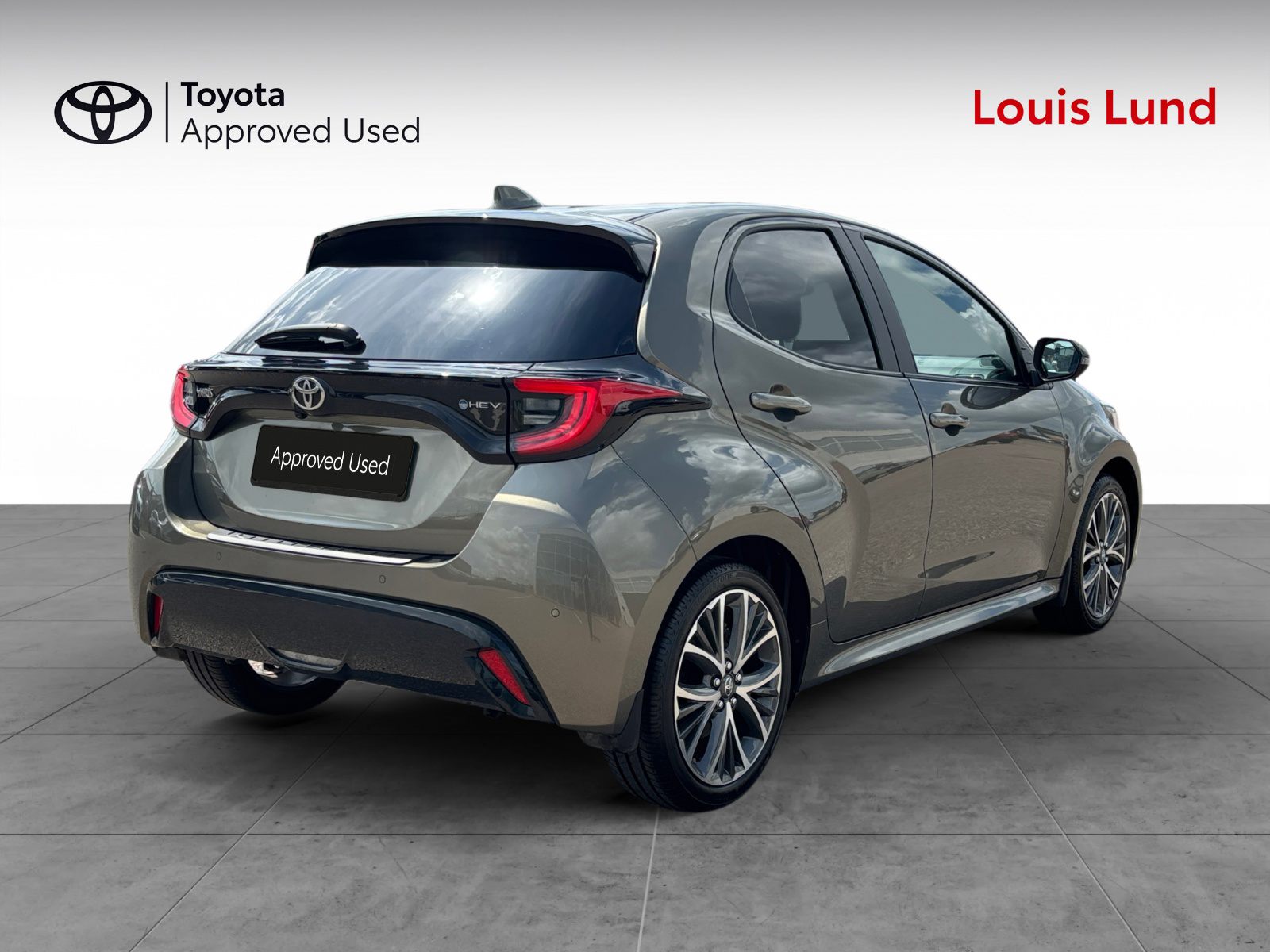 Billede af Toyota Yaris 1,5 Hybrid Executive Technology Plus 130HK 5d Trinl. Gear