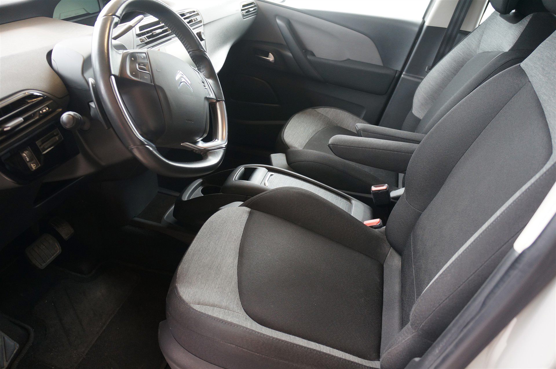 Billede af Citroën C4 SpaceTourer 1,5 Blue HDi Platinum EAT8 130HK 8g Aut.