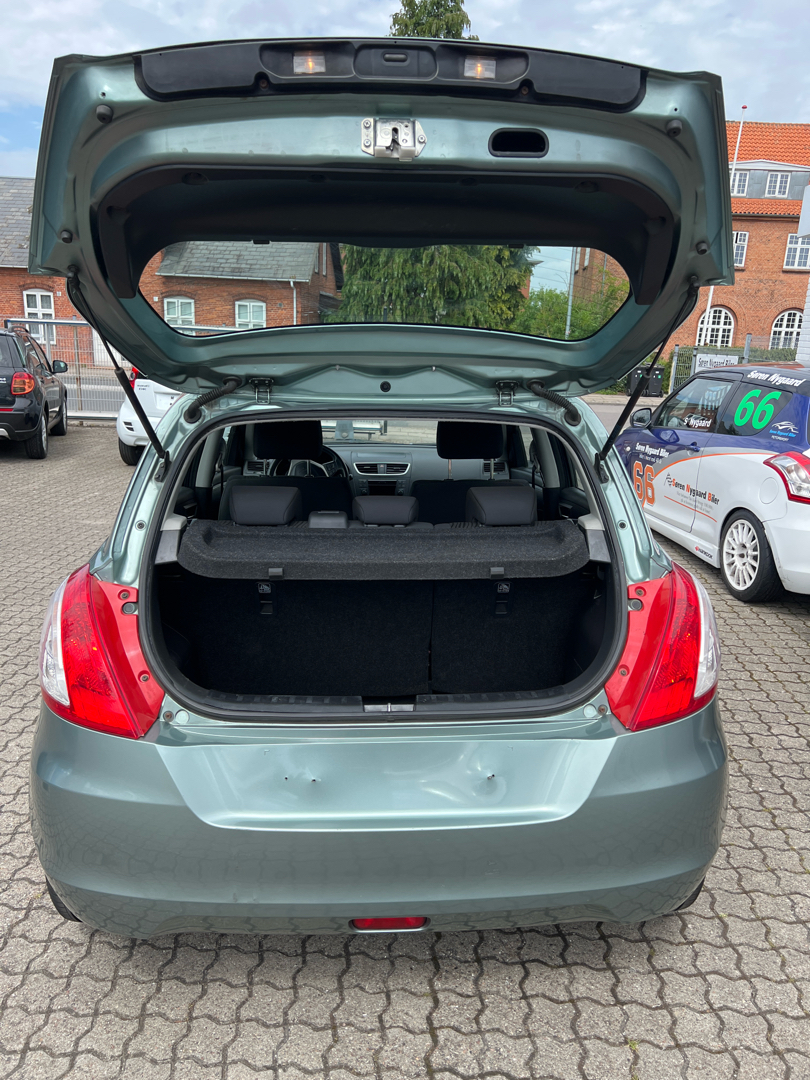 Billede af Suzuki Swift 1,2 16V GL 94HK 5d
