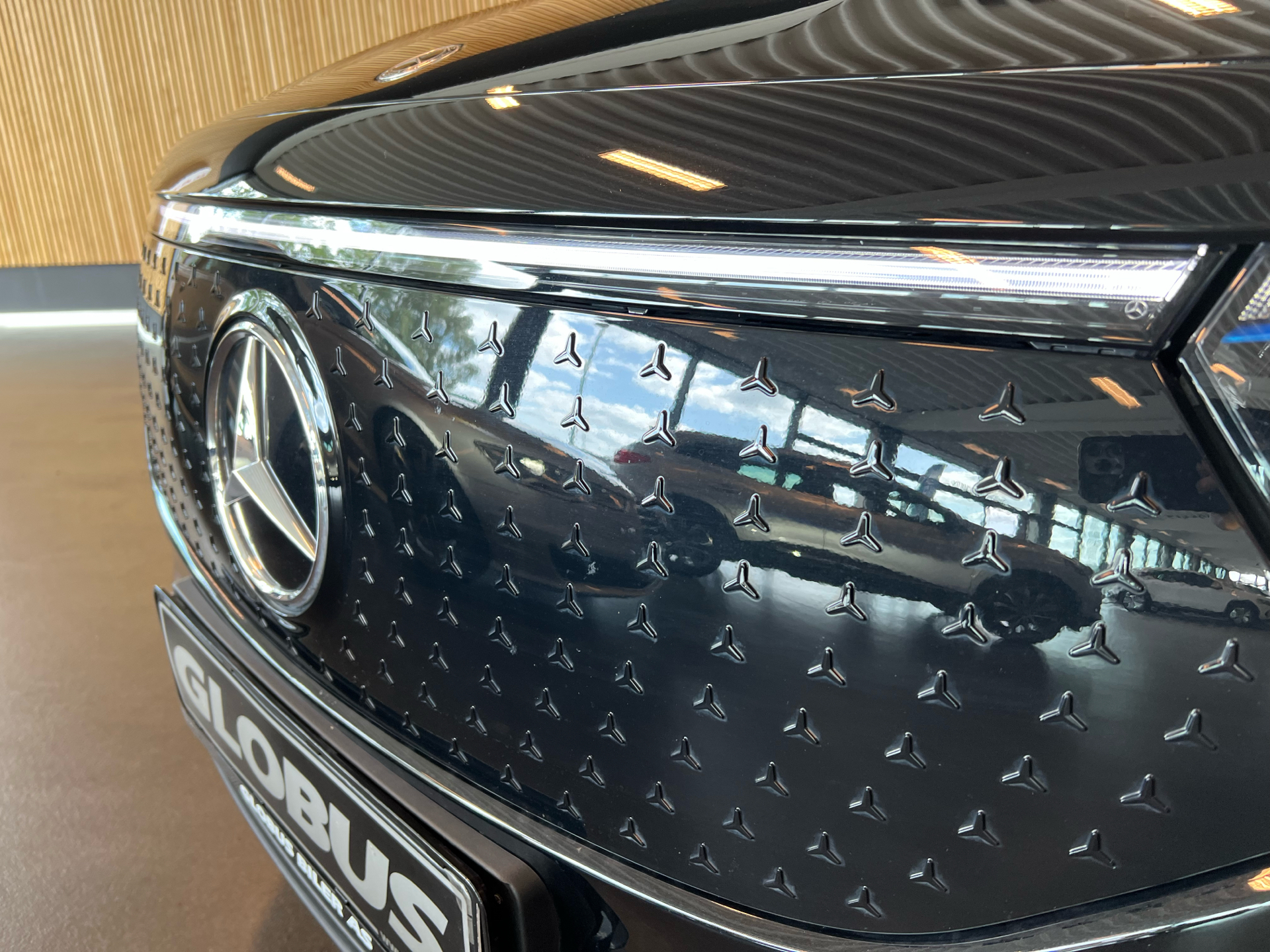 Billede af Mercedes-Benz EQA 300 EL Progressive 4Matic 228HK 5d Aut.