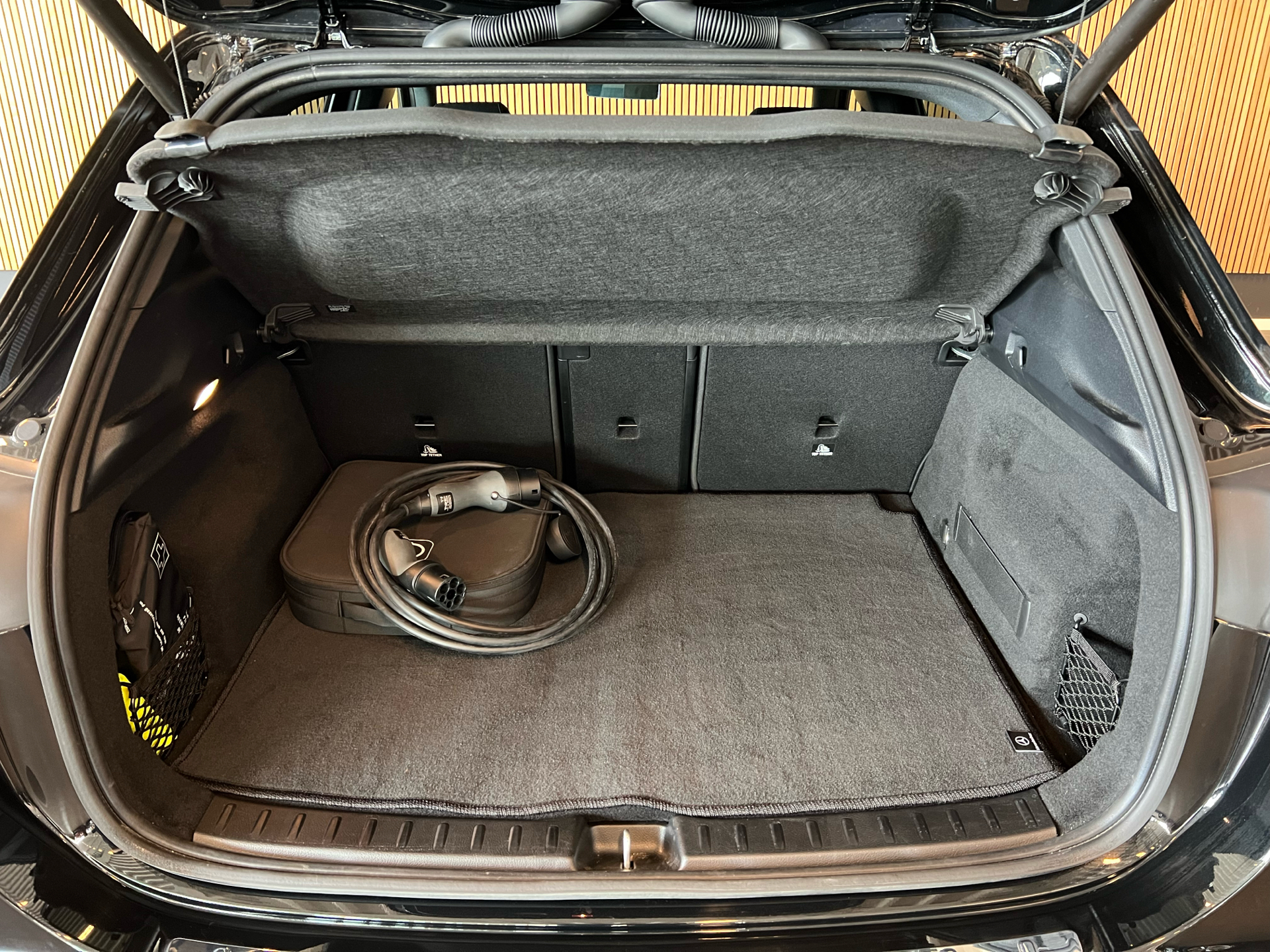 Billede af Mercedes-Benz EQA 300 EL Progressive 4Matic 228HK 5d Aut.