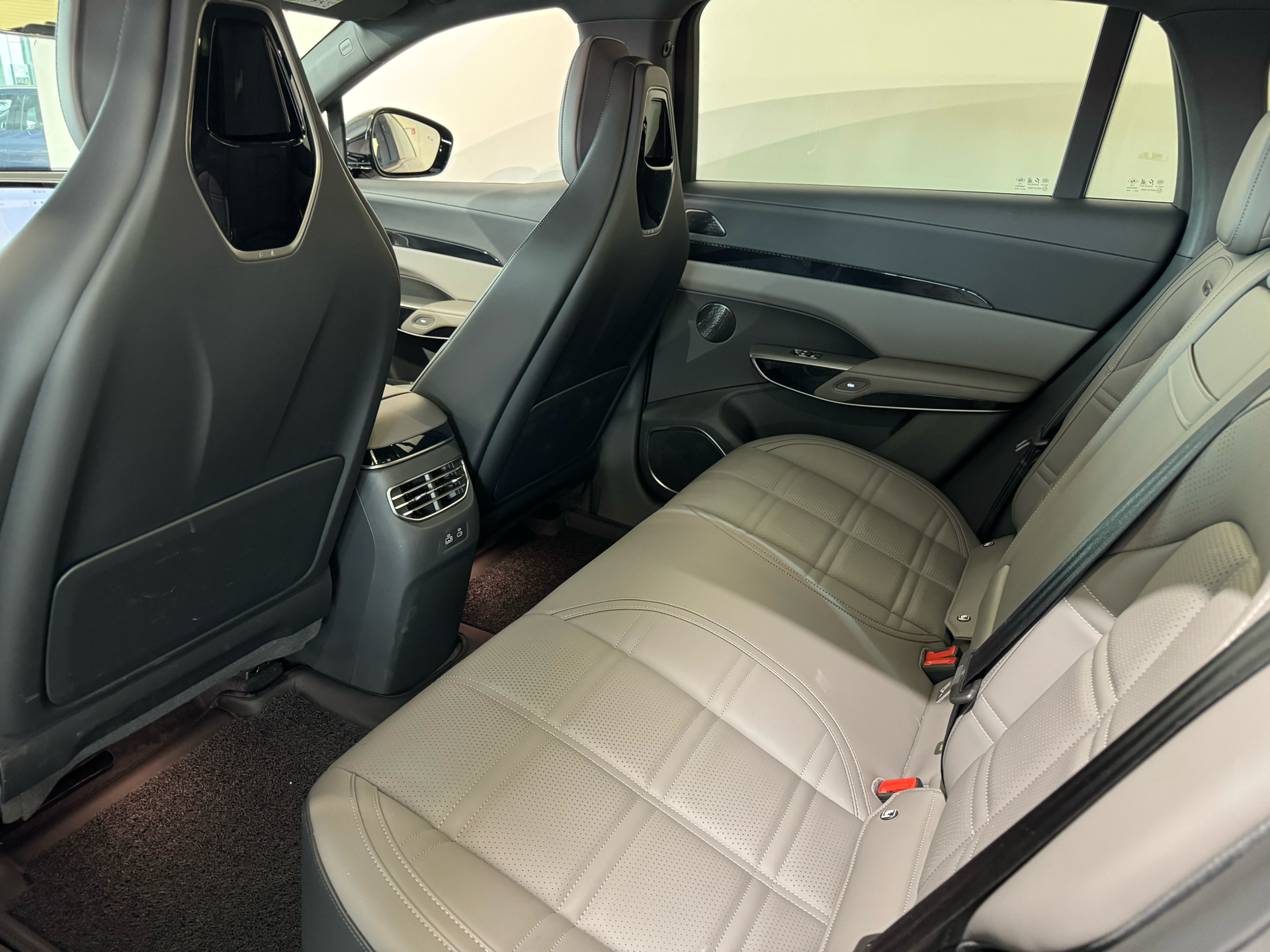 Billede af Hongqi EHS7 EL Exclusive 339HK 5d Aut.