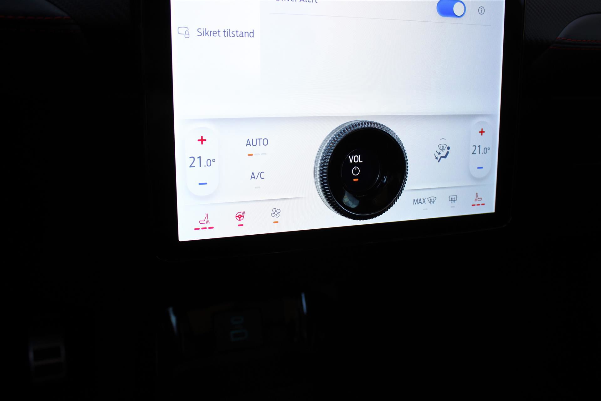 Billede af Ford Mustang Mach-E EL UR Premium AWD 351HK 5d Aut.