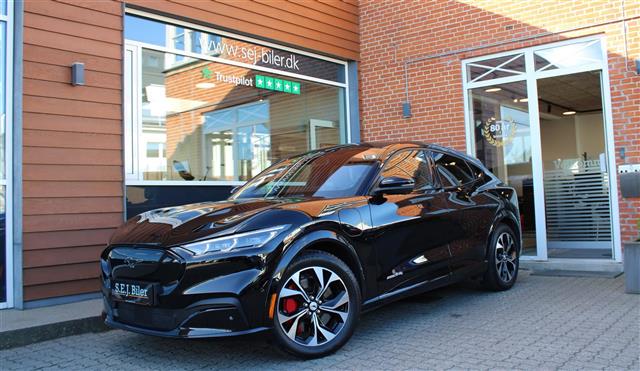 Billede af Ford Mustang Mach-E EL SR Premium AWD 269HK 5d Aut.