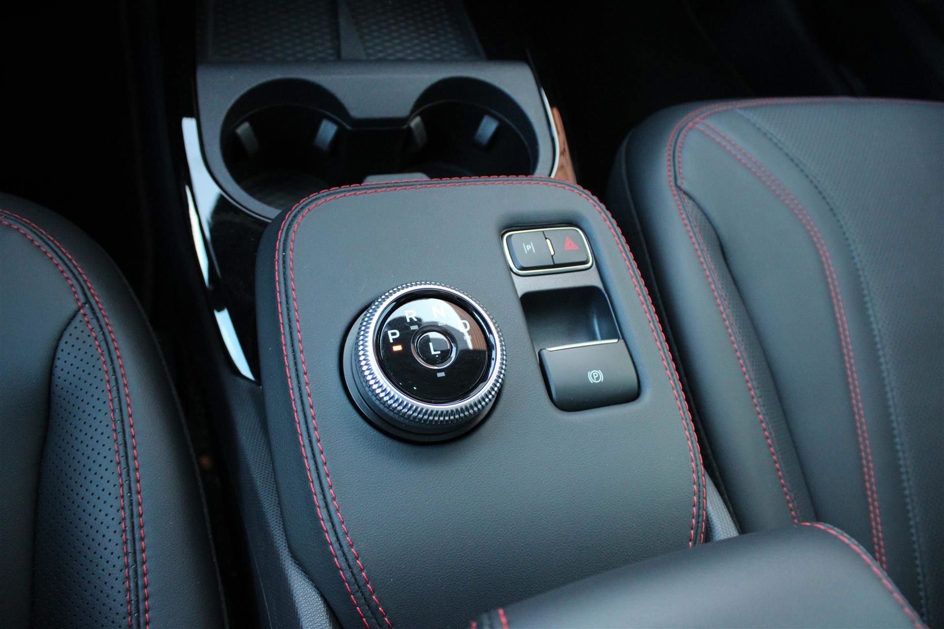 Billede af Ford Mustang Mach-E EL SR Premium AWD 269HK 5d Aut.