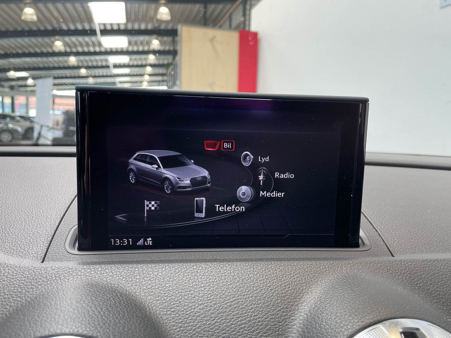 Billede af Audi A3 Sportback 1,4 E-tron  Plugin-hybrid S Tronic 204HK 5d 6g Aut.