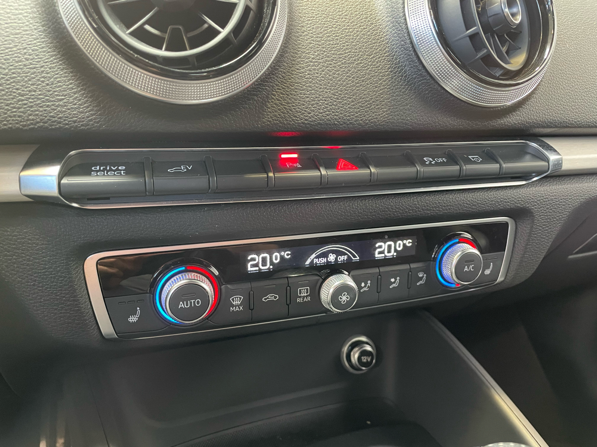 Billede af Audi A3 Sportback 1,4 E-tron  Plugin-hybrid S Tronic 204HK 5d 6g Aut.