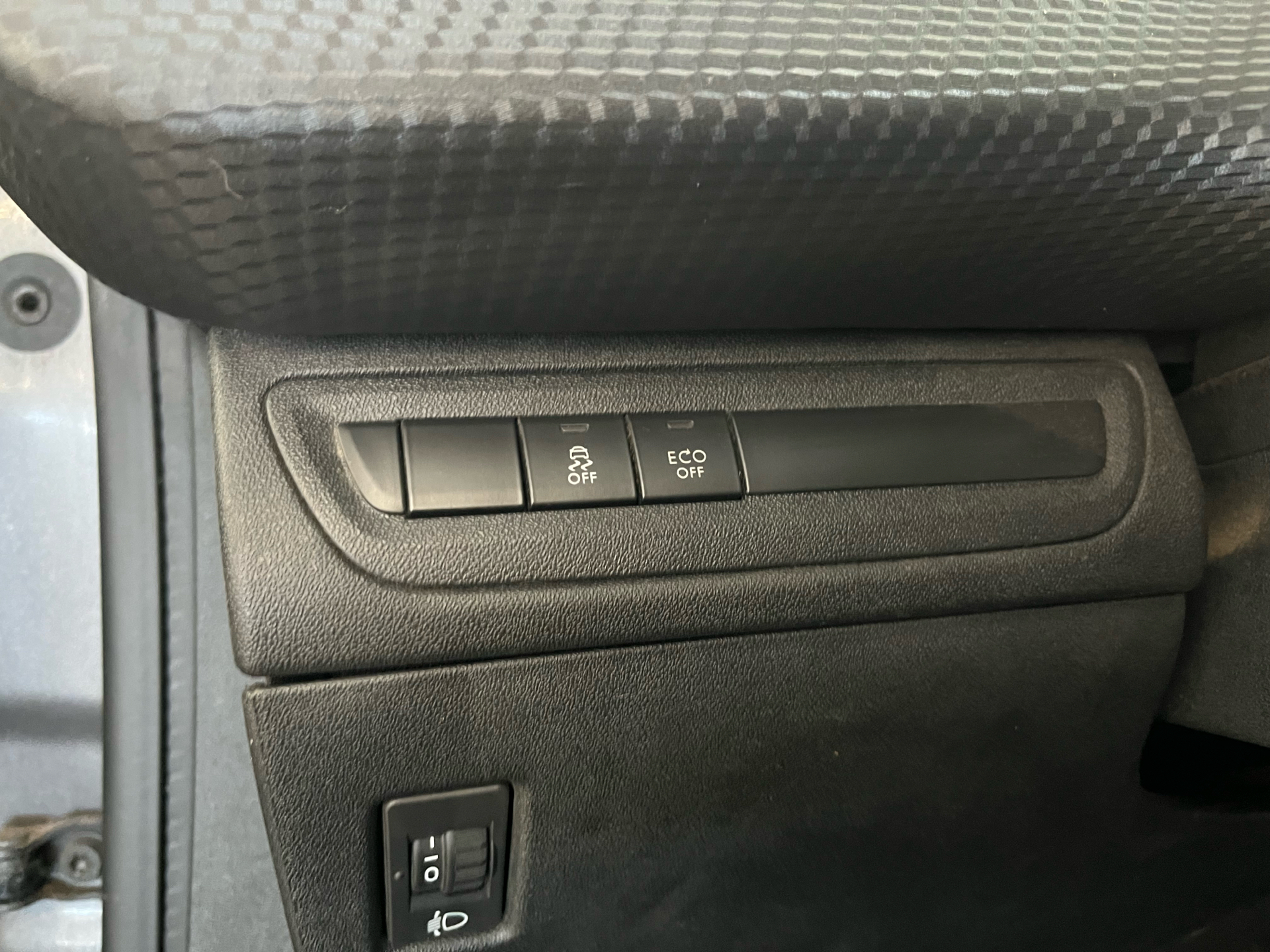 Billede af Peugeot 2008 1,6 BlueHDi Chili 100HK