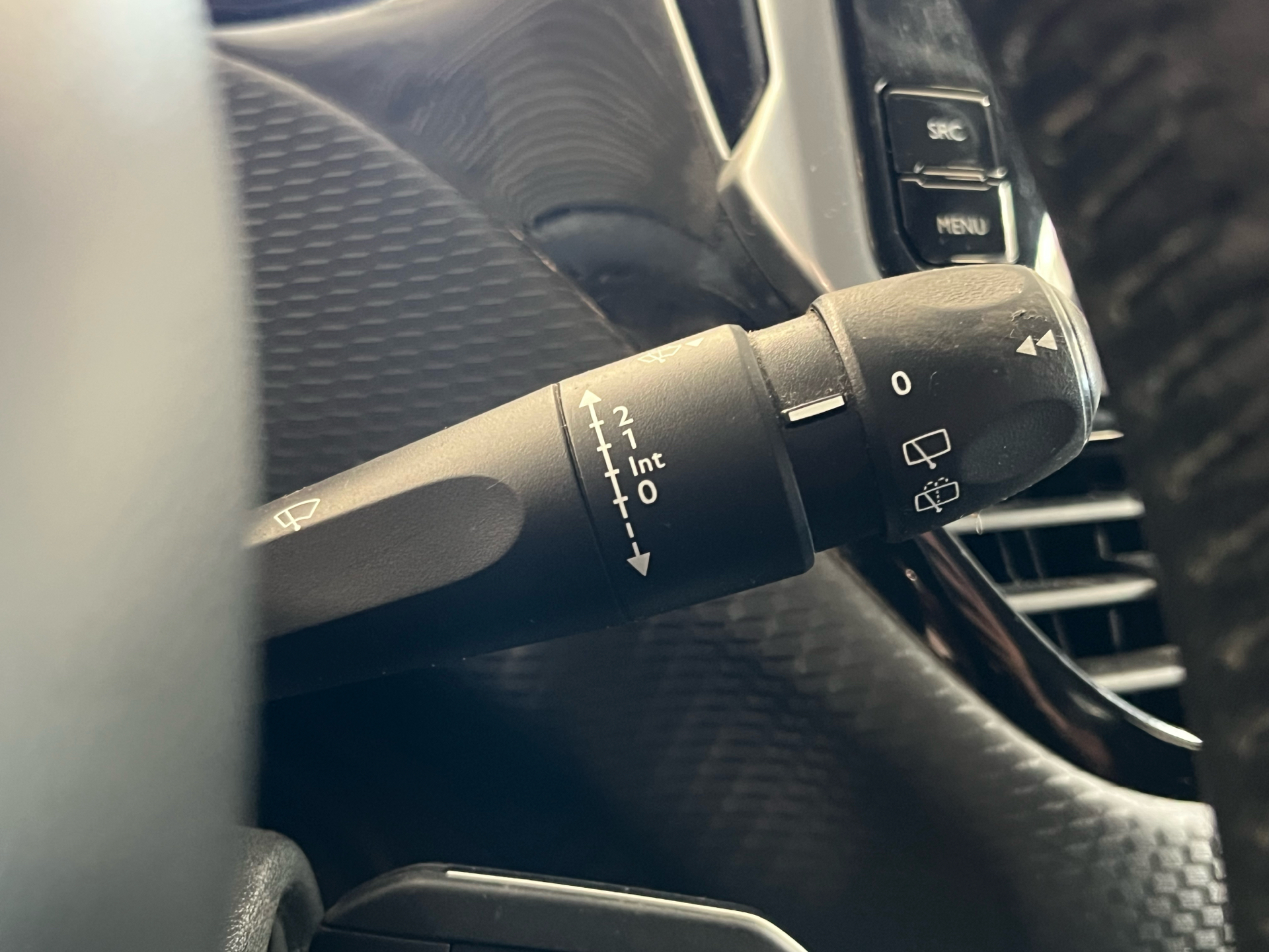 Billede af Peugeot 2008 1,6 BlueHDi Chili 100HK