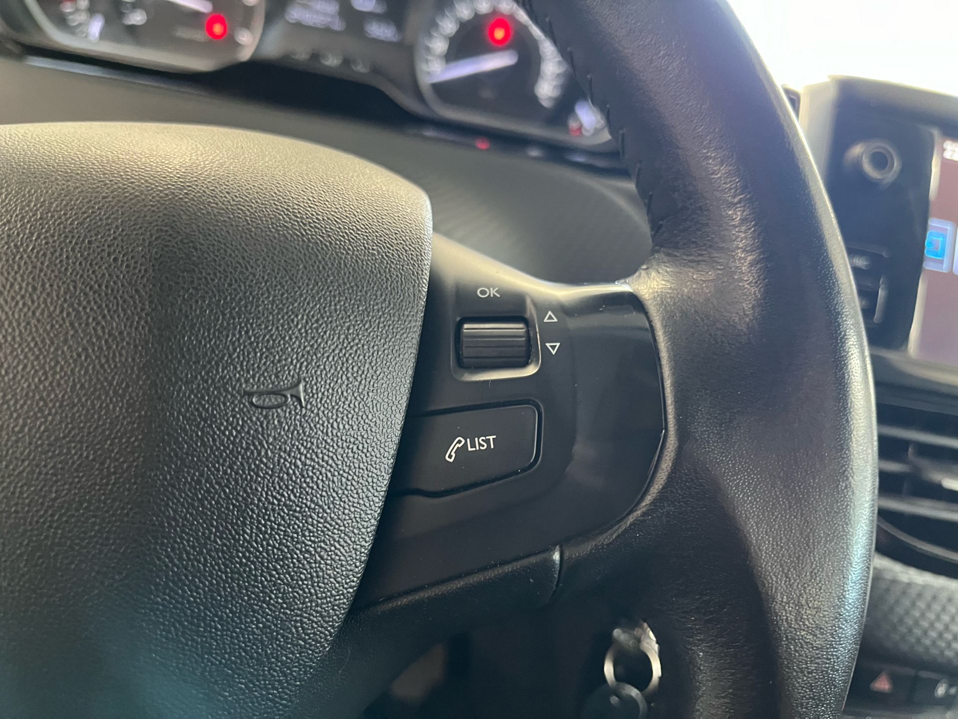 Billede af Peugeot 2008 1,6 BlueHDi Chili 100HK