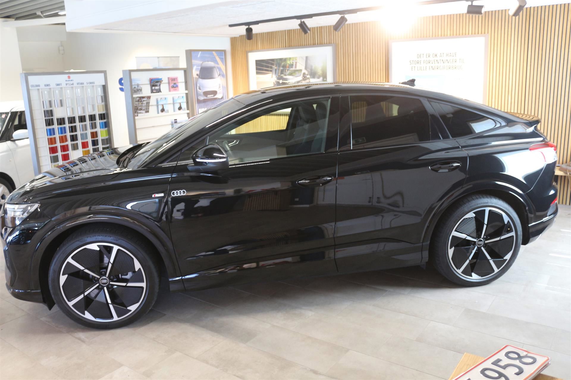 Billede af Audi Q4 Sportback 55 E-tron Attitude Quattro 340HK 5d Aut.