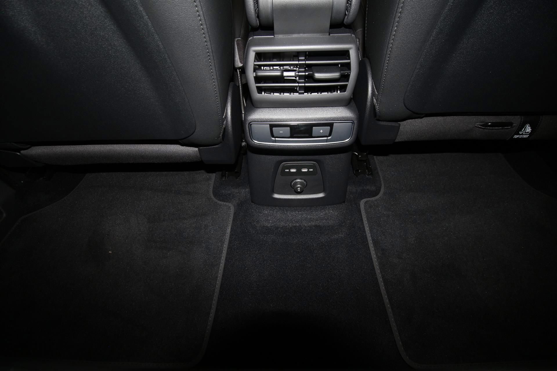 Billede af Audi Q4 Sportback 55 E-tron Attitude Quattro 340HK 5d Aut.