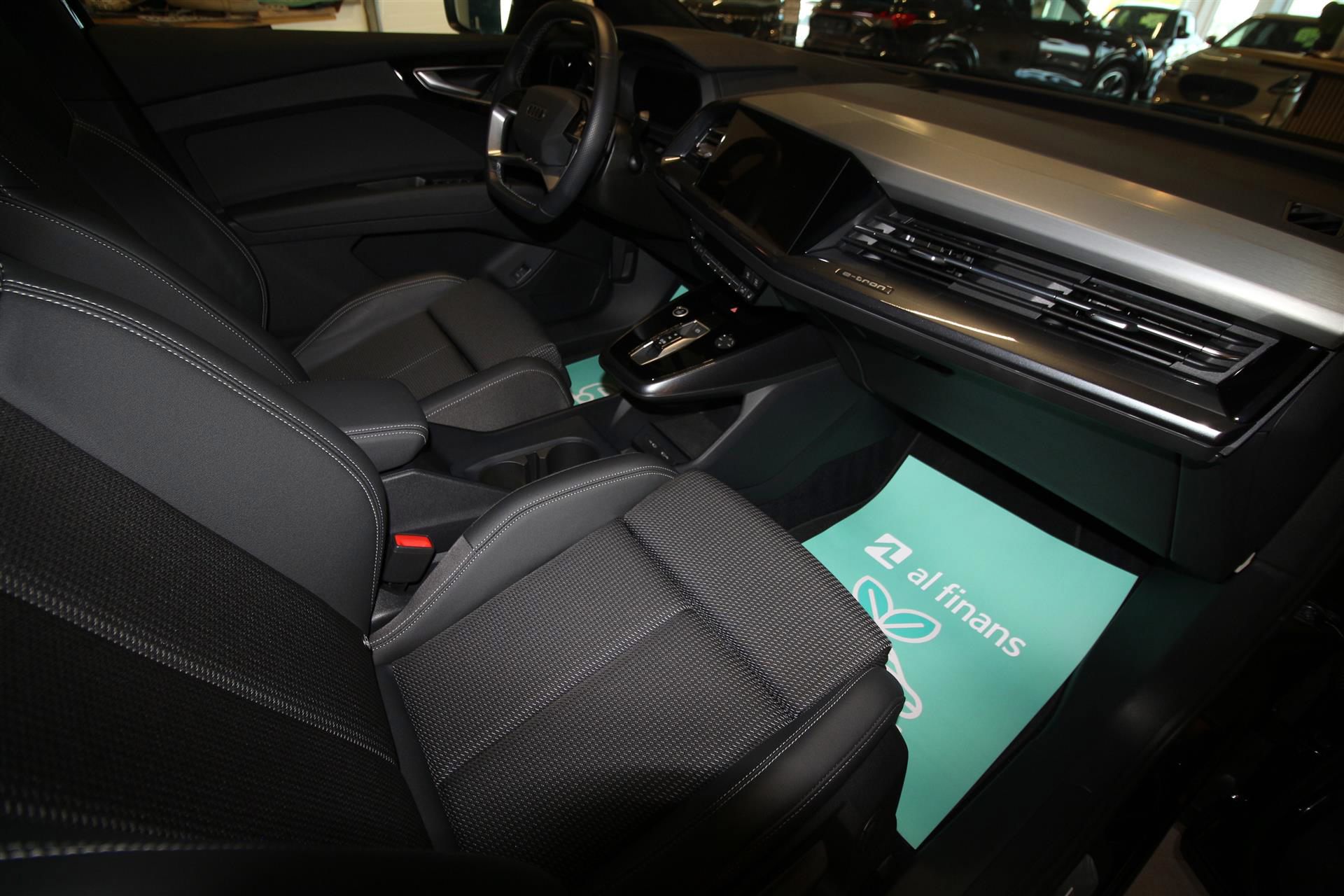 Billede af Audi Q4 Sportback 55 E-tron Attitude Quattro 340HK 5d Aut.