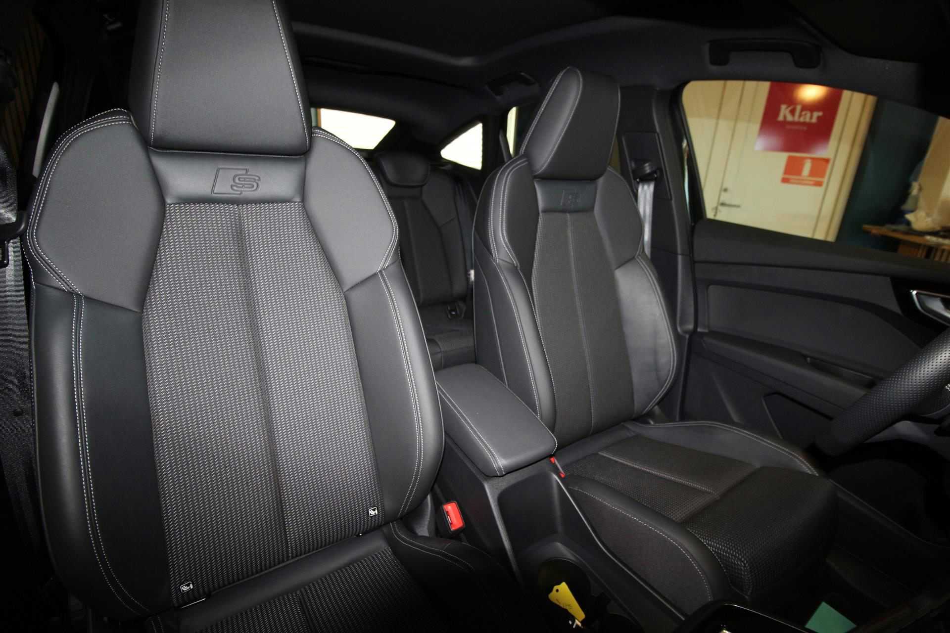 Billede af Audi Q4 Sportback 55 E-tron Attitude Quattro 340HK 5d Aut.