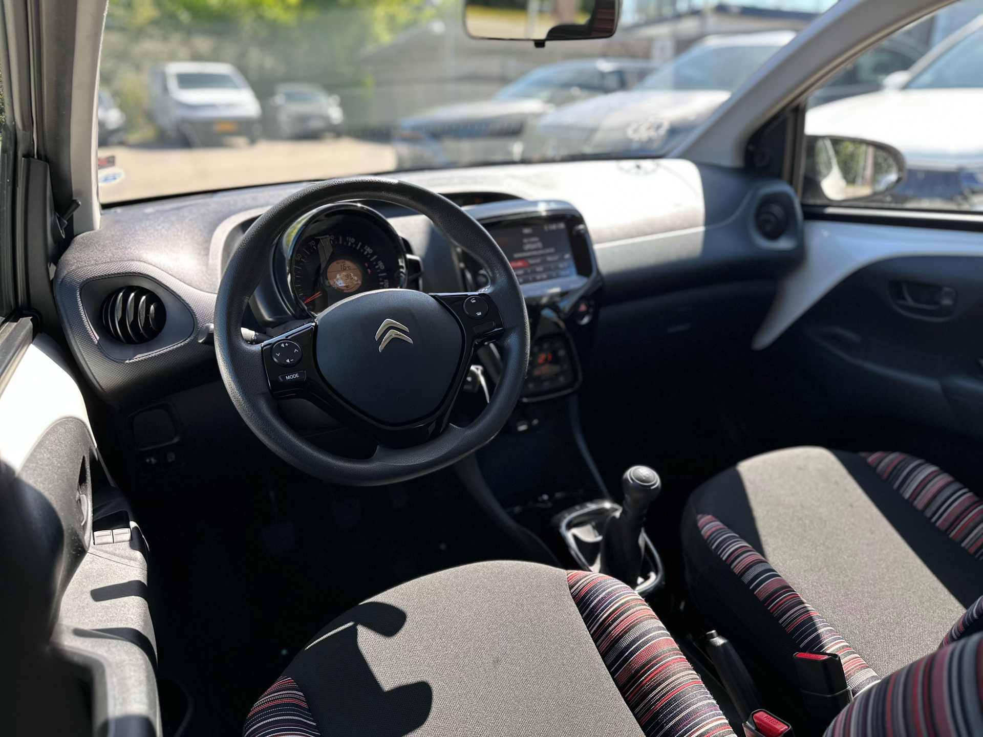 Billede af Citroën C1 1,0 VTi Shine 72HK 5d