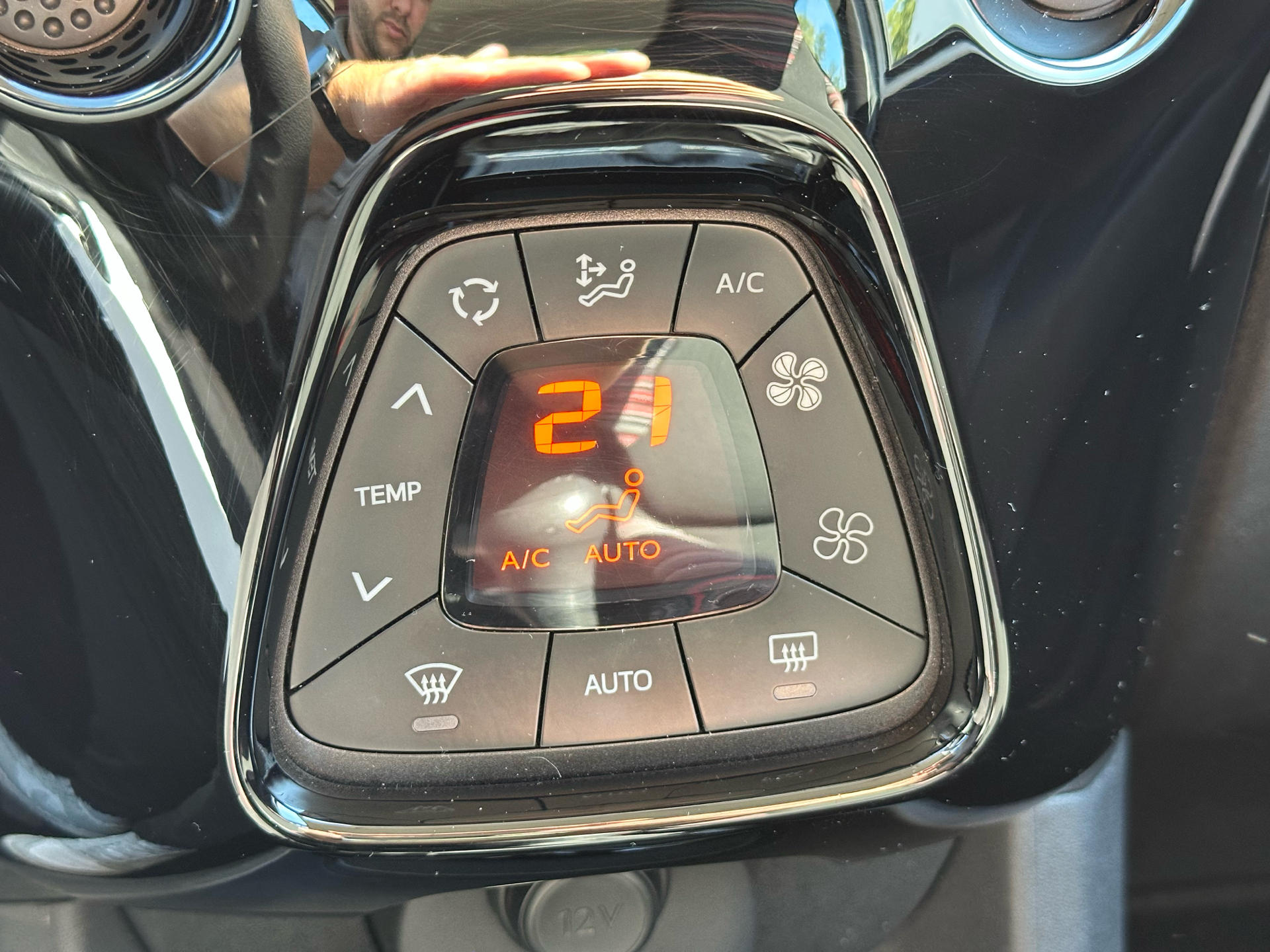 Billede af Citroën C1 1,0 VTi Shine 72HK 5d