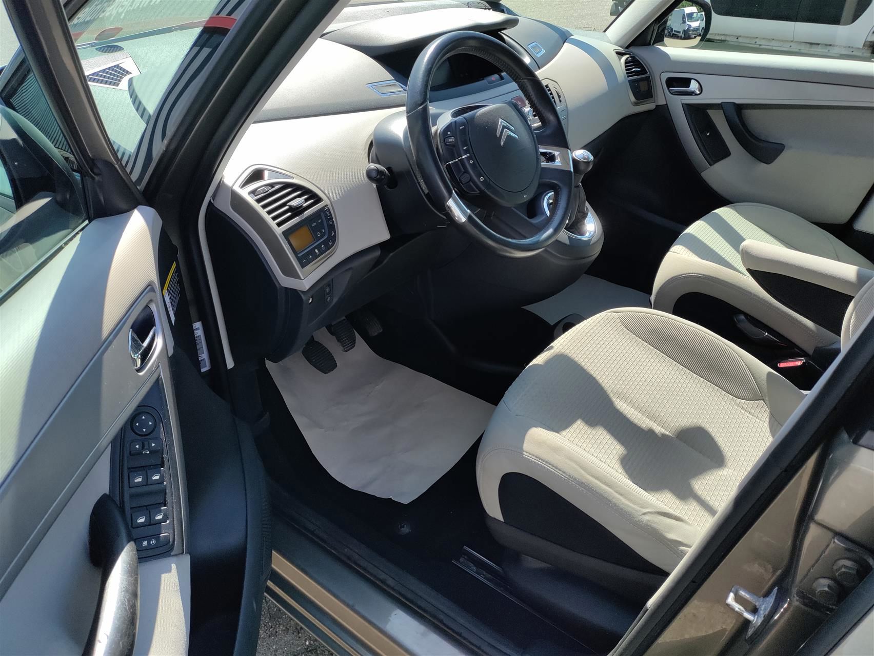Billede af Citroën C4 Picasso 1,6 HDI VTR Plus 110HK