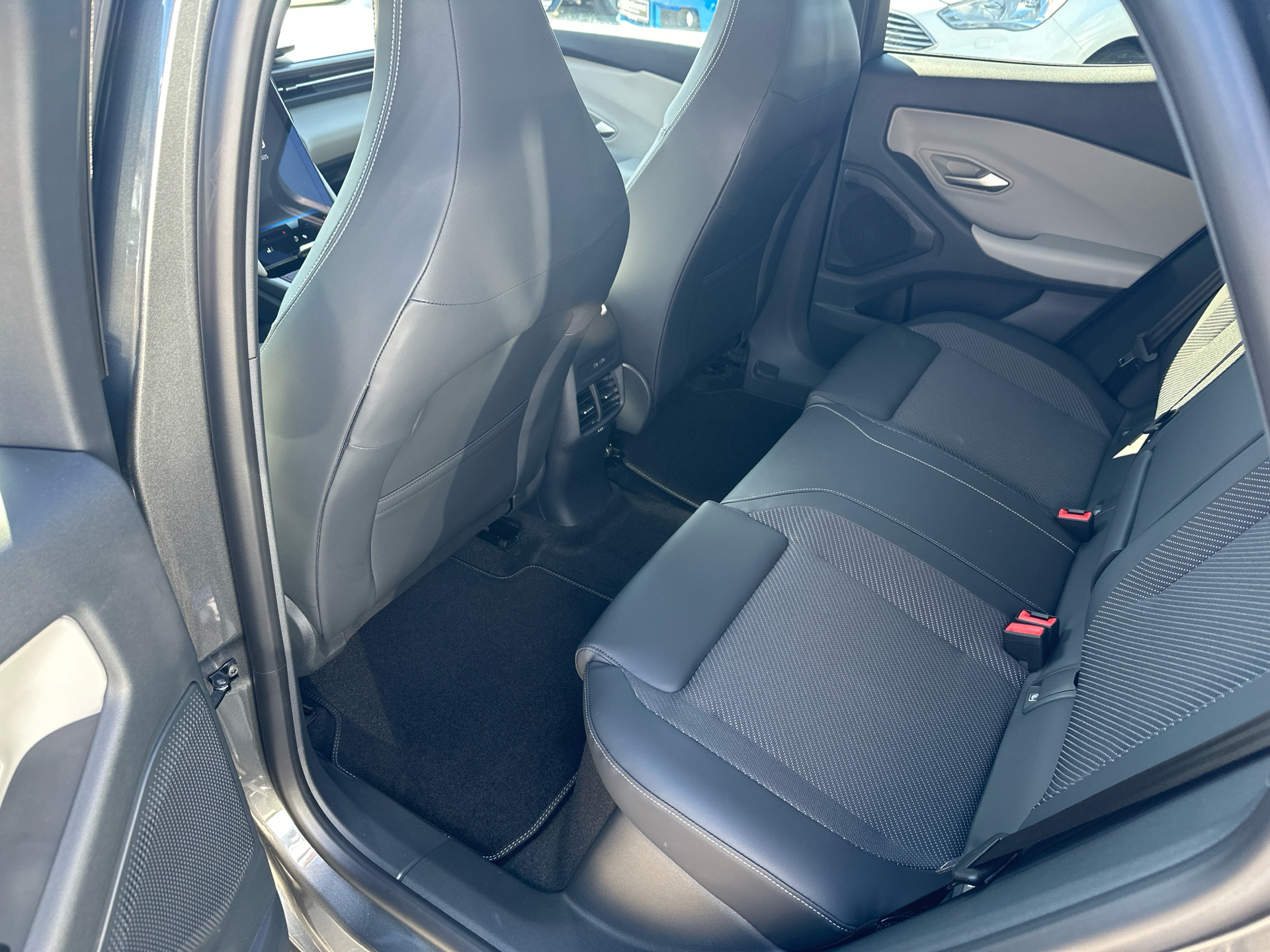 Billede af Ford Explorer EL UR Select RWD 286HK 5d Aut.