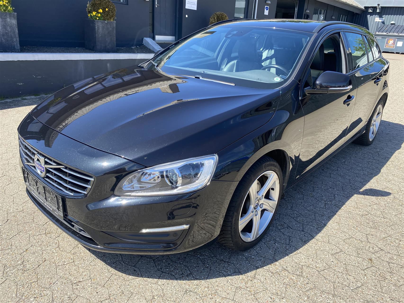 Billede af Volvo V60 2,0 D2 Momentum 120HK Stc 6g Aut.