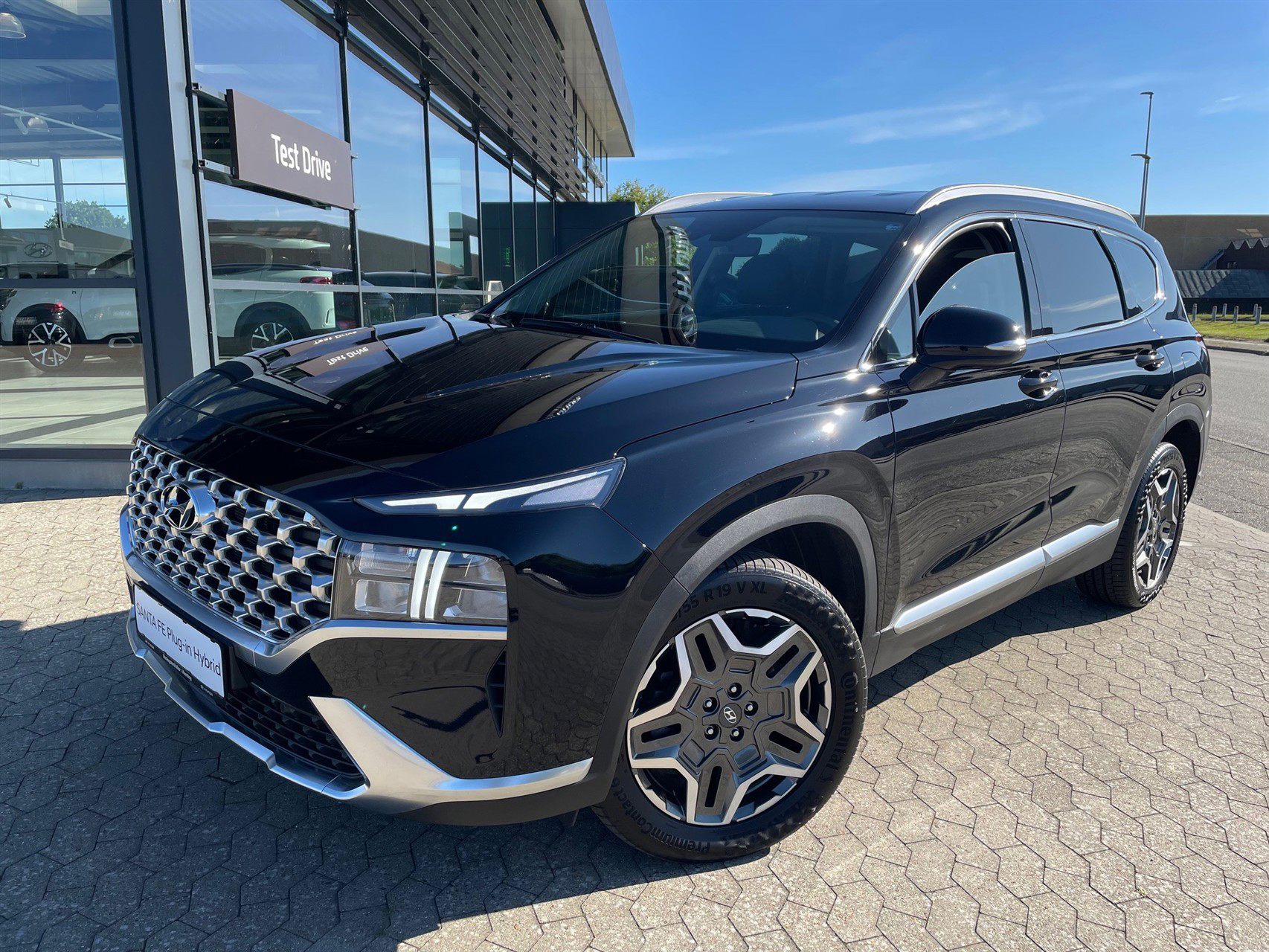 Billede af Hyundai Santa Fe 1,6 T-GDI  Plugin-hybrid Essential 4WD 265HK 5d 6g Aut.